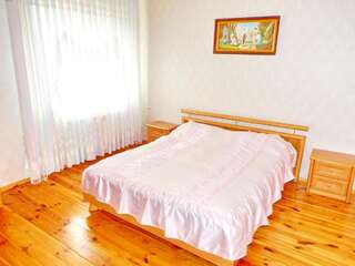 Загородные дома Cottage V Sosnah Гродно Дом с 5 спальнями-3